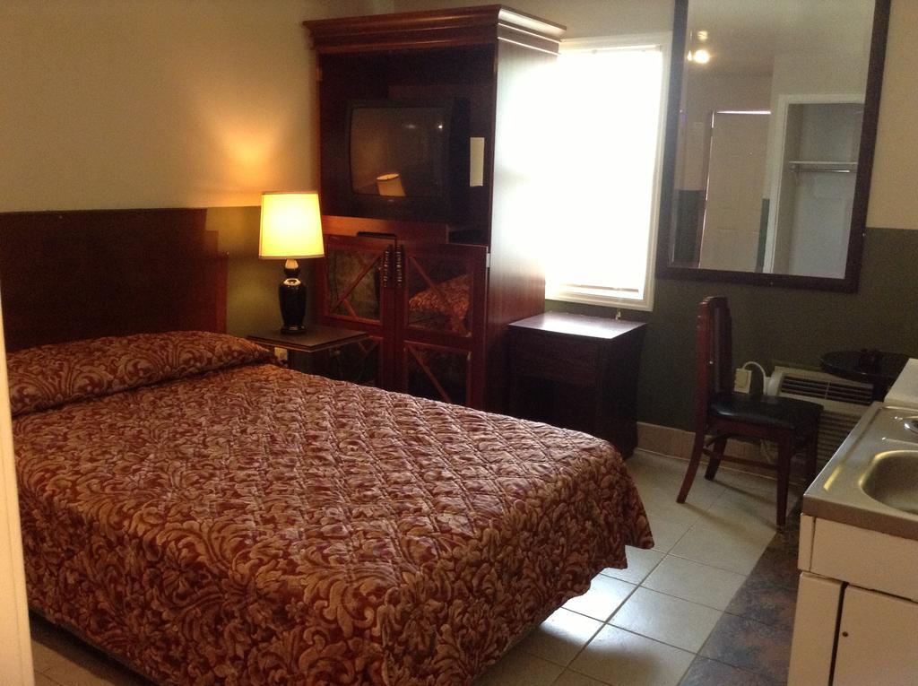 New Sea Breeze Motel - photo 5