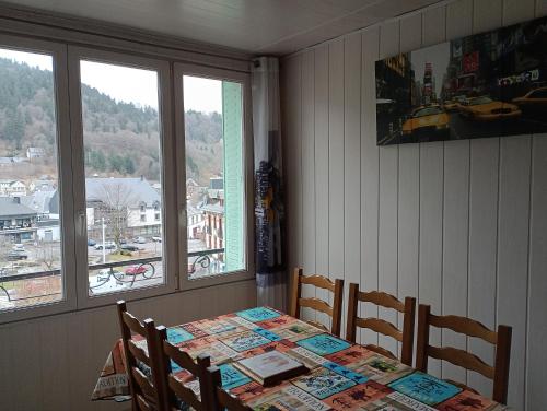 Mont Dore Sancy 6 Personnes Emplacement Privilegie - last minute hotel in Mont-Dore