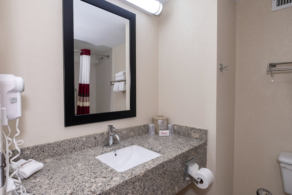 Red Roof Inn Prattville - photo 25