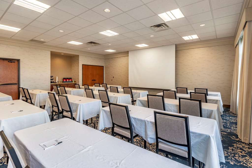 Best Western Premier Pasco Inn & Suites - photo 42