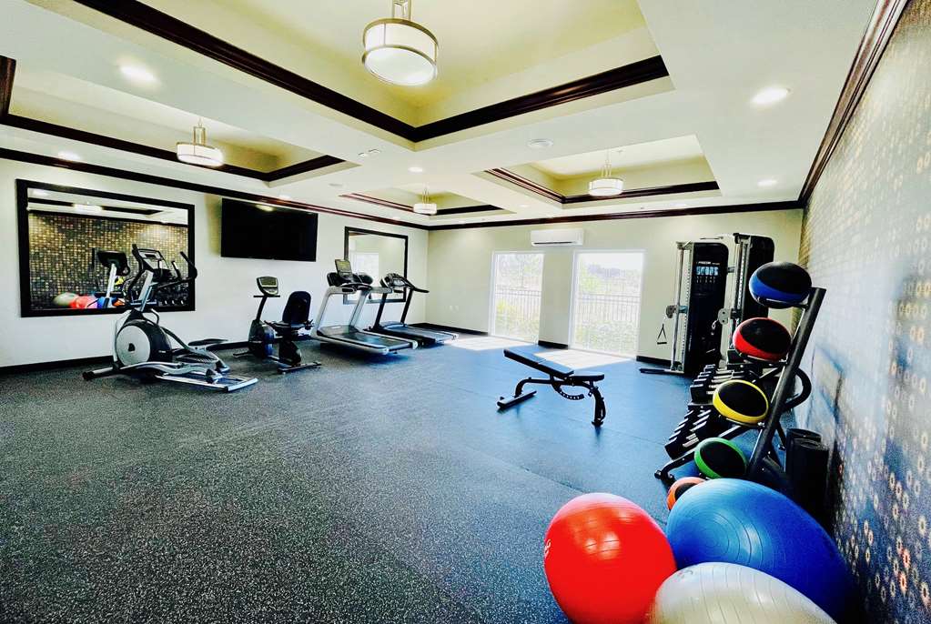La Quinta Inn & Suites by Wyndham Tupelo - photo 11
