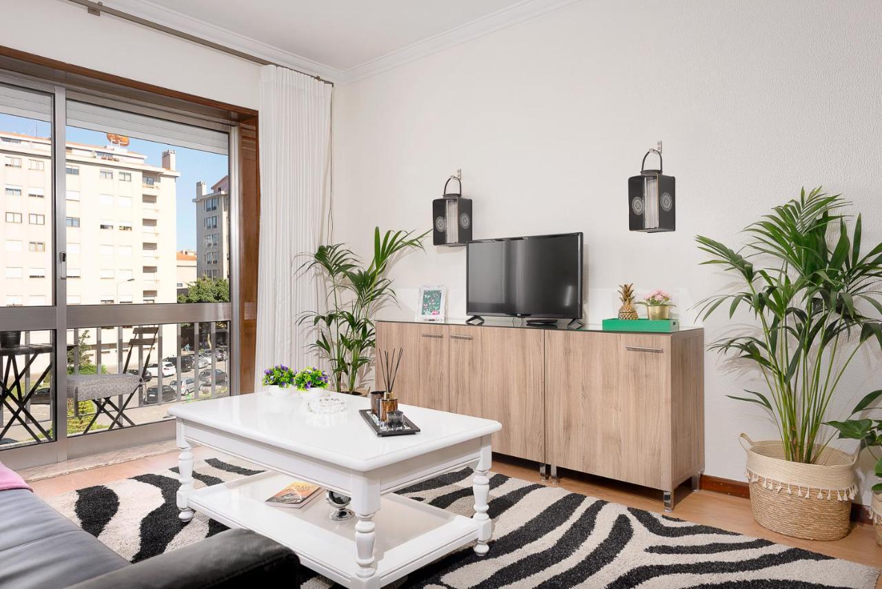 Gaia Center Near Porto — 4-Star Luxury Hotel in Vila Nova De Gaia, Portugal