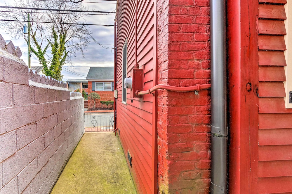 Townhome in Leesburg Historic District - photo 12
