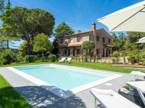 Villa La Colonica by Interhome — 4-Star Luxury Hotel in Gambassi Terme, Italy