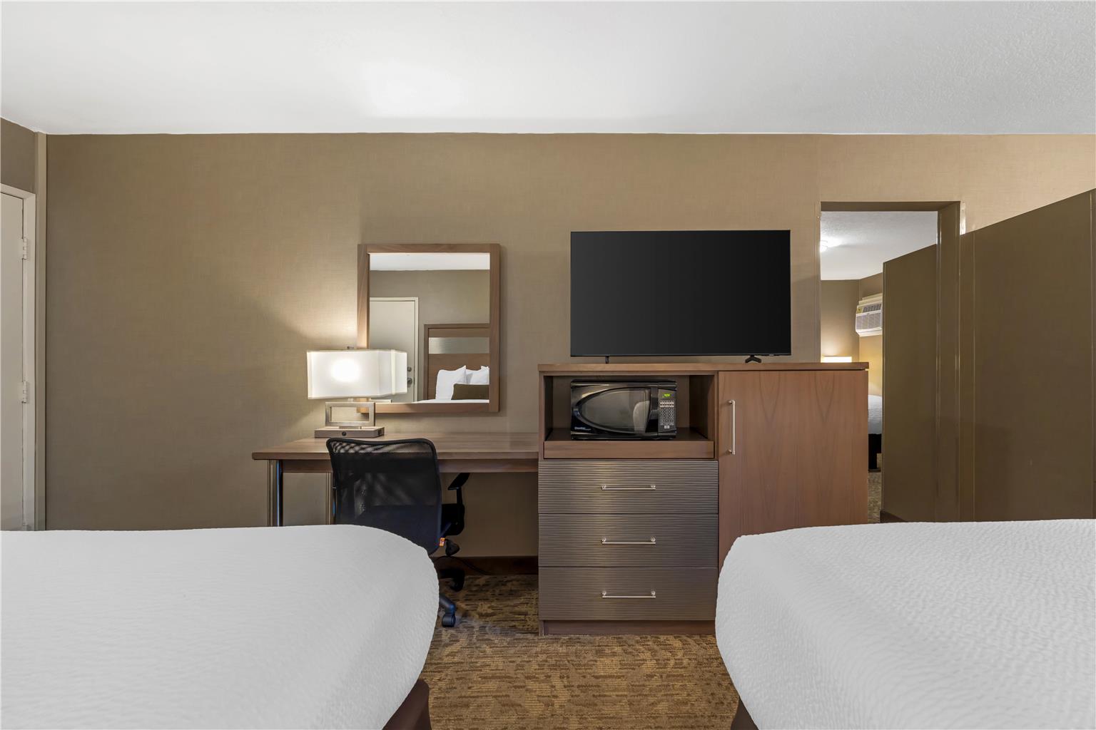 Best Western Plus Anaheim Inn - photo 13