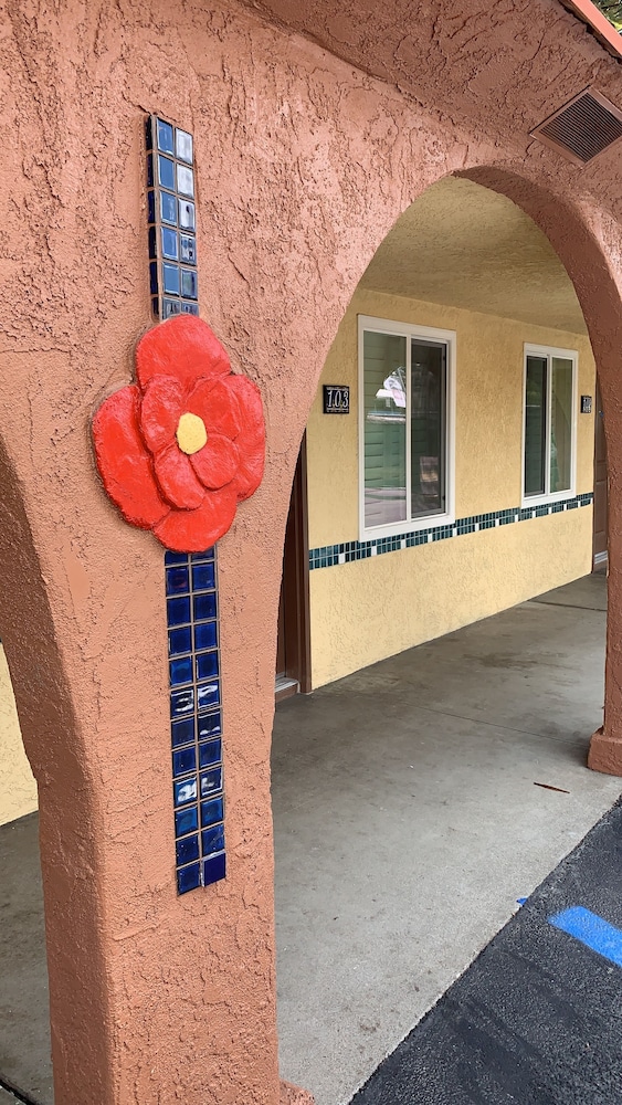 The Greens Hotel Stockton Blvd - photo 29