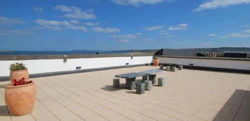 Cosy 3 bedroom apartment in central Portrush with sea views — 4-Star Luxury Hotel in Portrush, United Kingdom