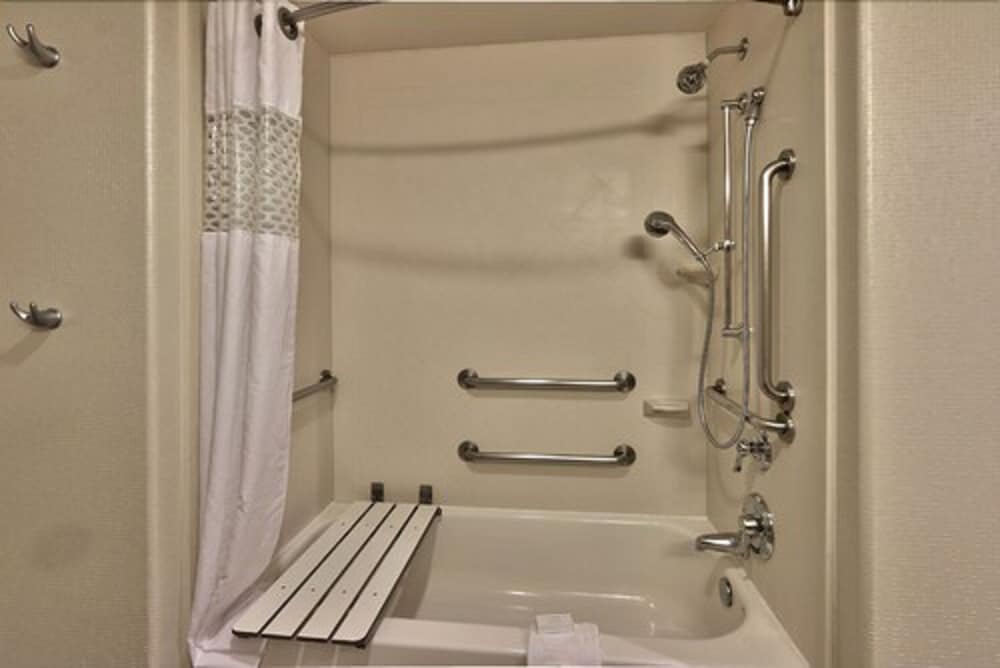 Hampton Inn & Suites Albuquerque North I 25 - photo 12