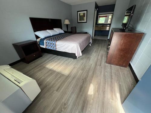 Crown Inn - carbon neutral hotel in Cartersville