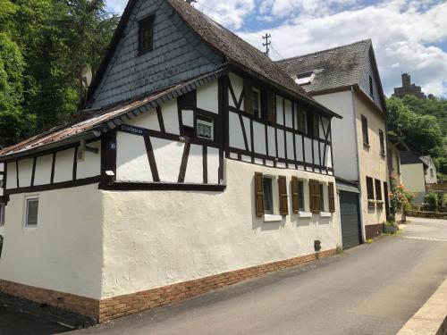 Ferienhaus Ehrbachklamm - last minute hotel in Unknown City