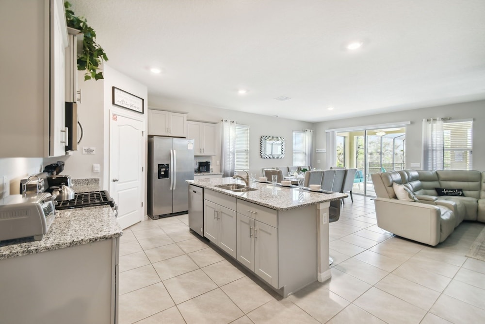 7704oml solterra Resort 7 Bedroom Home by RedAwning - photo 64