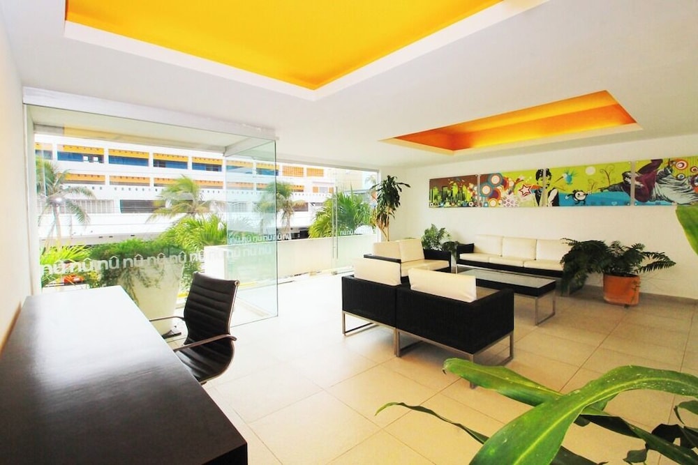 Nû Hotel