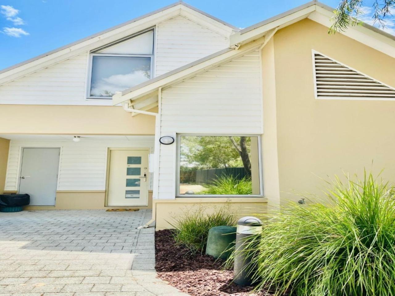 SixtySix at Cape View — hotel in Broadwater