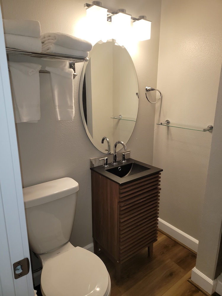 Bridge Street Inn - photo 36