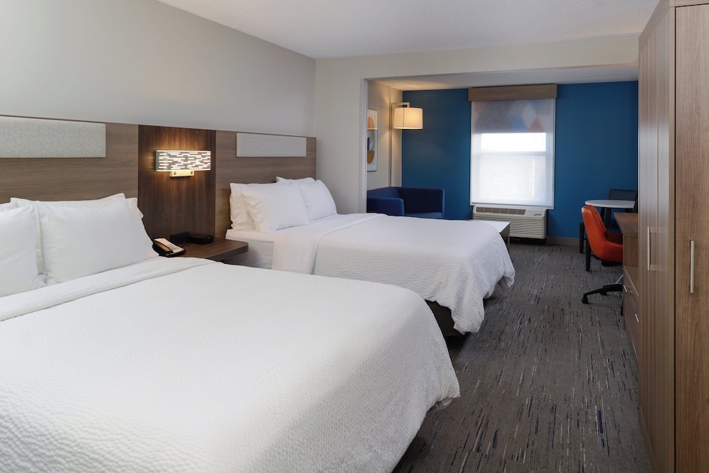 Holiday Inn Express Hotel and Suites Marysville by IHG - photo 11