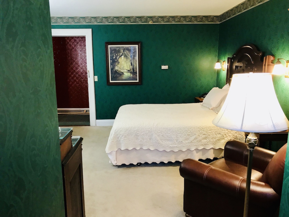 Kingsley Inn - photo 9