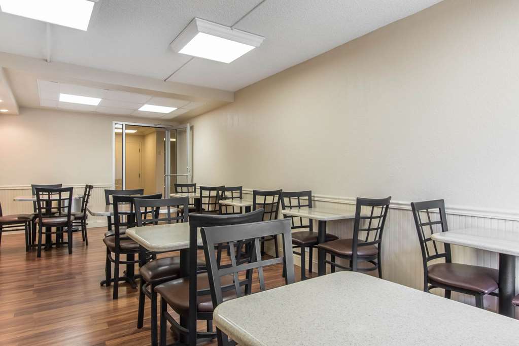 Greenstay Hotel Joplin Missouri - photo 33