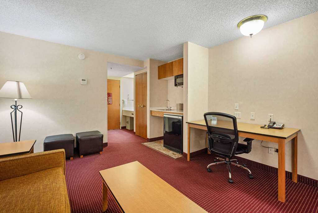 AmericInn by Wyndham Denver Airport - photo 22