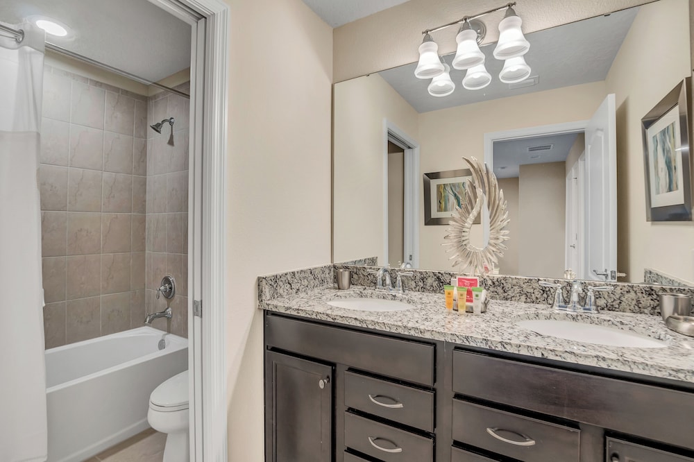 2407 Dubai Street - photo 29