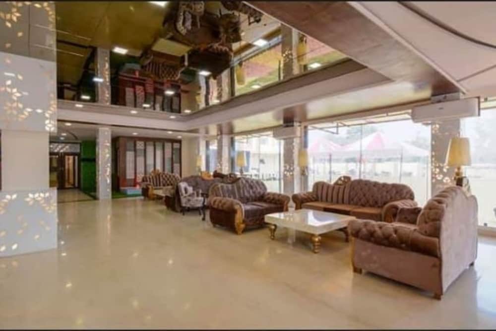 Hotel Raj Palace — Neemuch — photo 2