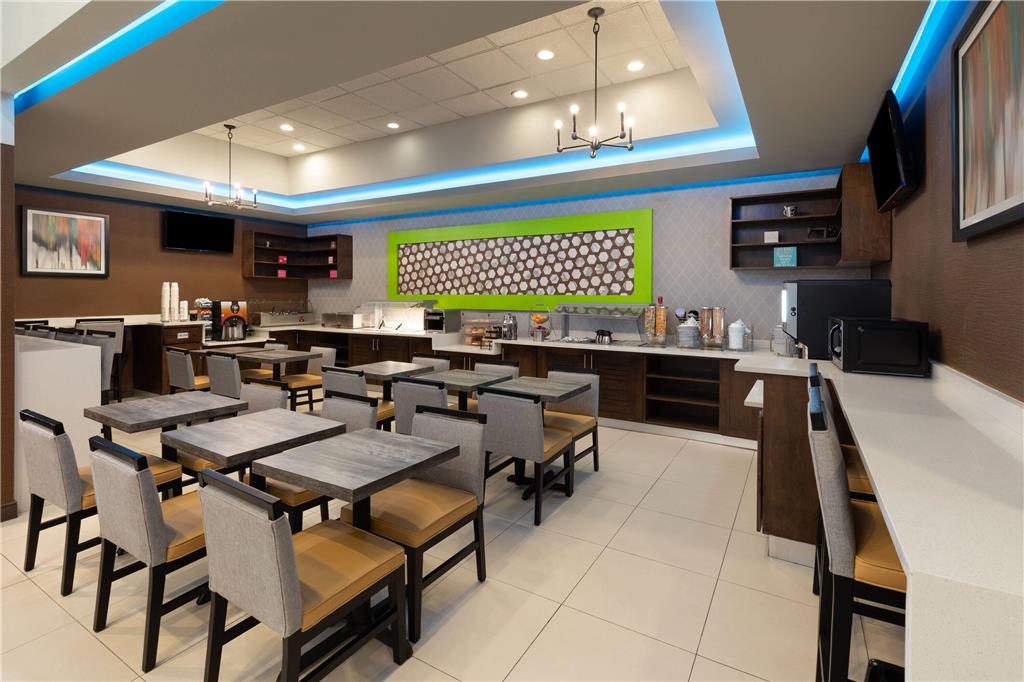Ramada by Wyndham El Paso - photo 24