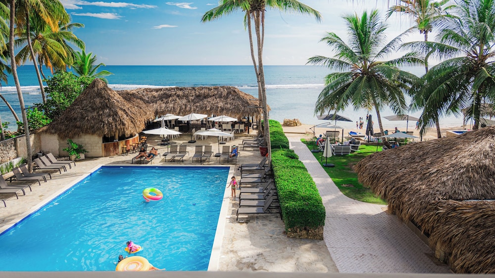 Playa Esmeralda - carbon neutral hotel in San Pedro De Macoris
