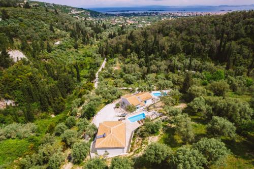 Meliades villas — 4-Star Luxury Hotel in Lefkada, Greece