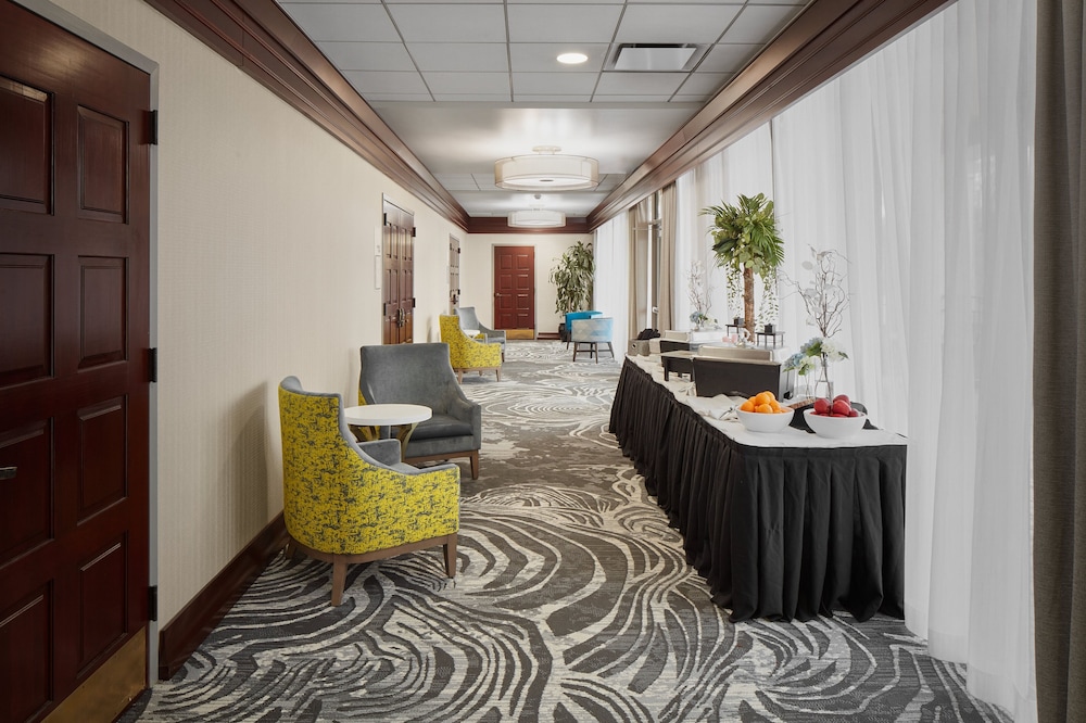 Holiday Inn Asheville Biltmore by IHG - photo 43