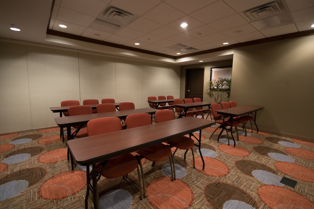 Staybridge Suites Montgomeryville by IHG - photo 21