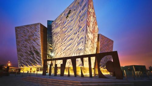 The Lucky Oak — 4-Star Luxury Hotel in Belfast, United Kingdom