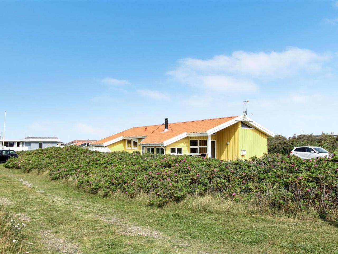 Holiday Home Suend from the sea by Interhome — 4-Star Luxury Hotel in Harboore, Denmark
