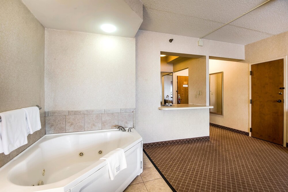Red Lion Hotel St Joseph - photo 36