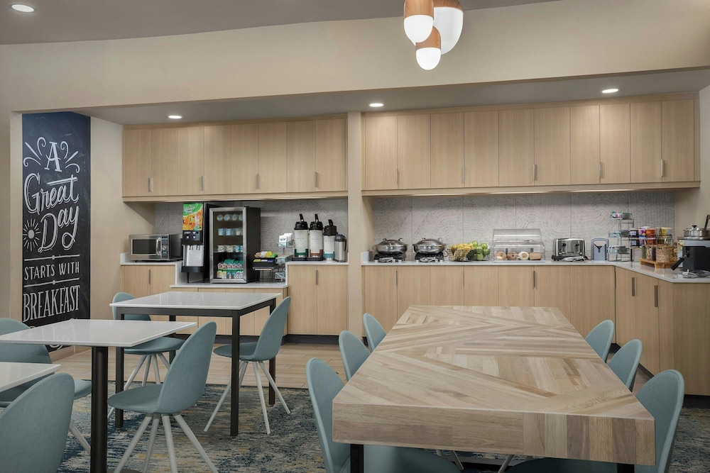 TownePlace Suites Marriott El Centro - photo 39