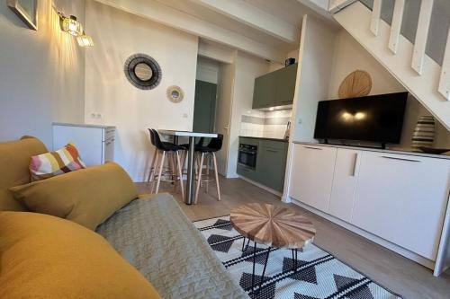 The beachside coquette in Frontignan, France