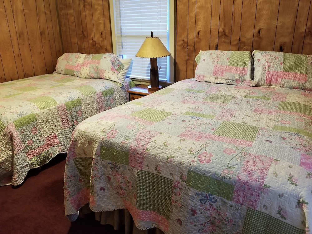 Grey Squirrel Resort - photo 40
