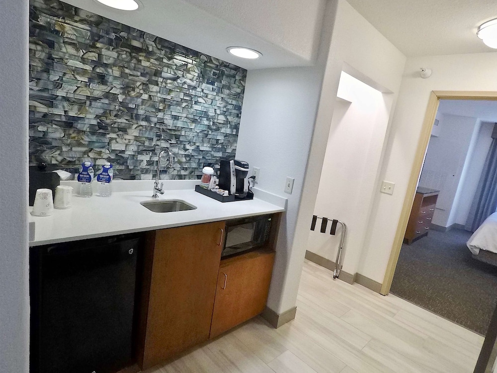 Hilton Garden Inn Des Moines West - photo 44