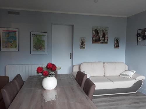 Chez Eric Et Isabelle - last minute hotel in Unknown City