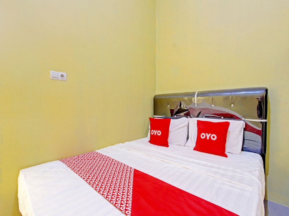 Oyo 91818 Papaya Kos in Banyuwangi, Indonesia