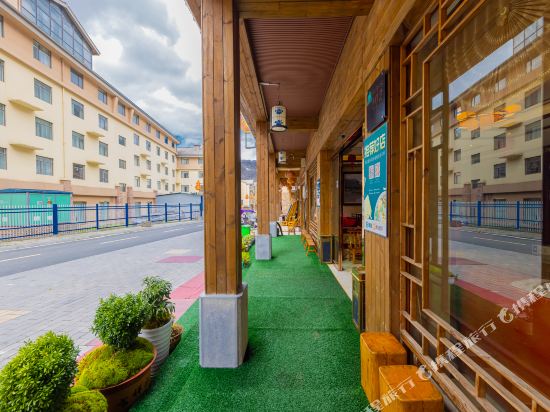 Dongmen Hotel - last minute hotel in Songbai