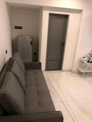 New Boutique 1 BHK in Bandra off Pali Hill