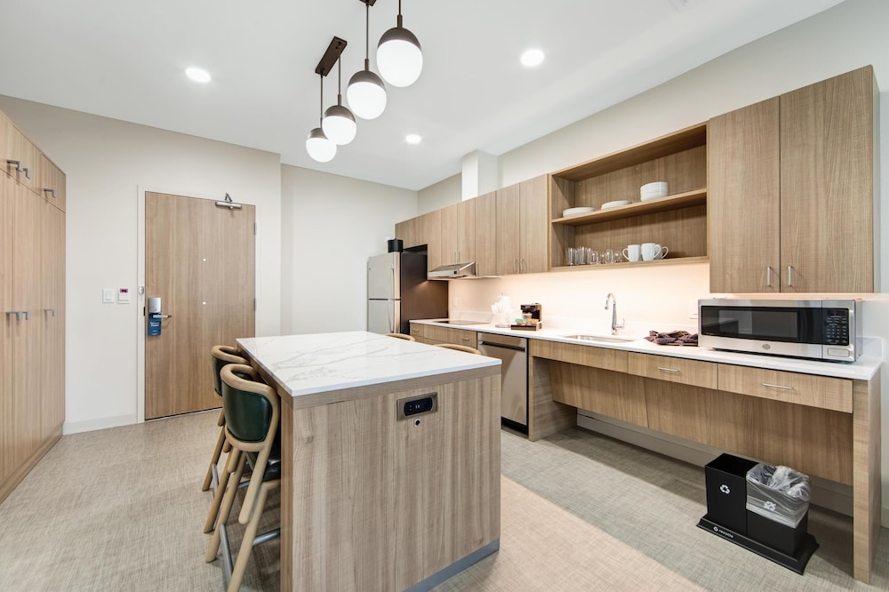 Homewood Suites by Hilton East Rutherford Meadowlands - photo 37
