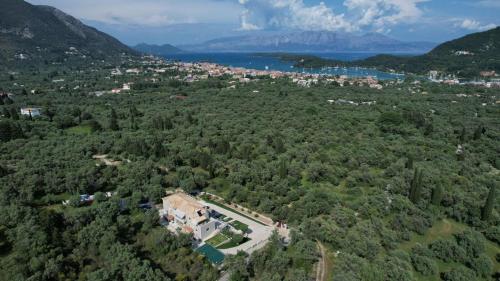 Elpida Luxury Apartments Suites — 4-Star Luxury Hotel in Lefkada, Greece