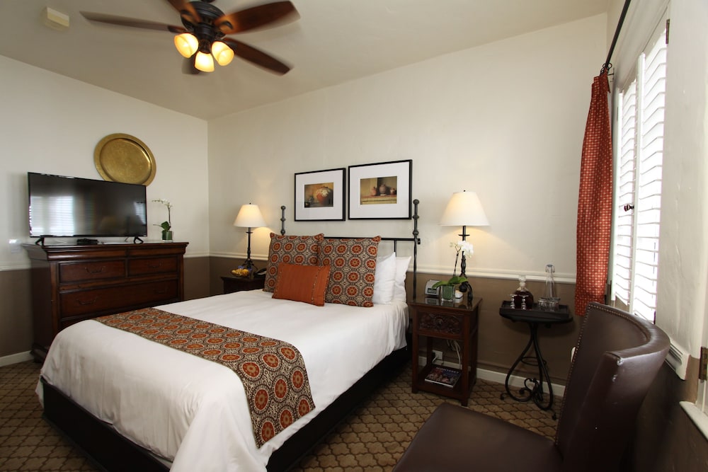 Cypress Inn - photo 50