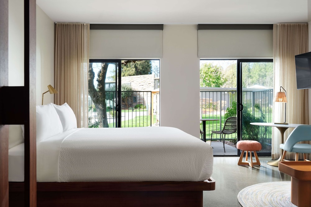 Flamingo Resort & Spa Santa Rosa Sonoma Tapestry by Hilton - photo 33