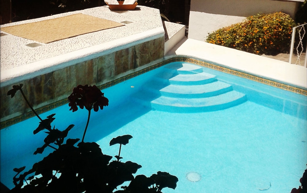 Hotel La Casona Breakfast & Wellness Center — hotel in Temascaltepec De Gonzalez