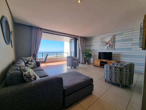 Accommodation Front Immaculate 4 Sleeper with Ocean & Harbour Views — 4-Star Luxury Hotel in Durban, South Africa