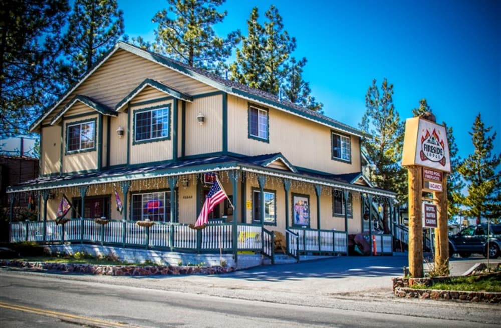 Fireside Lodge - photo 2