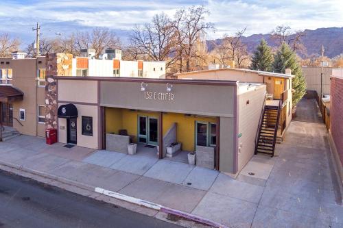 Center Street Hideaway in the Heart of Moab in Moab, United States