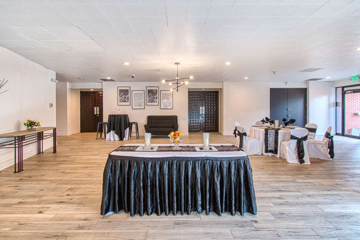 Clarion Hotel Denver Central - photo 35