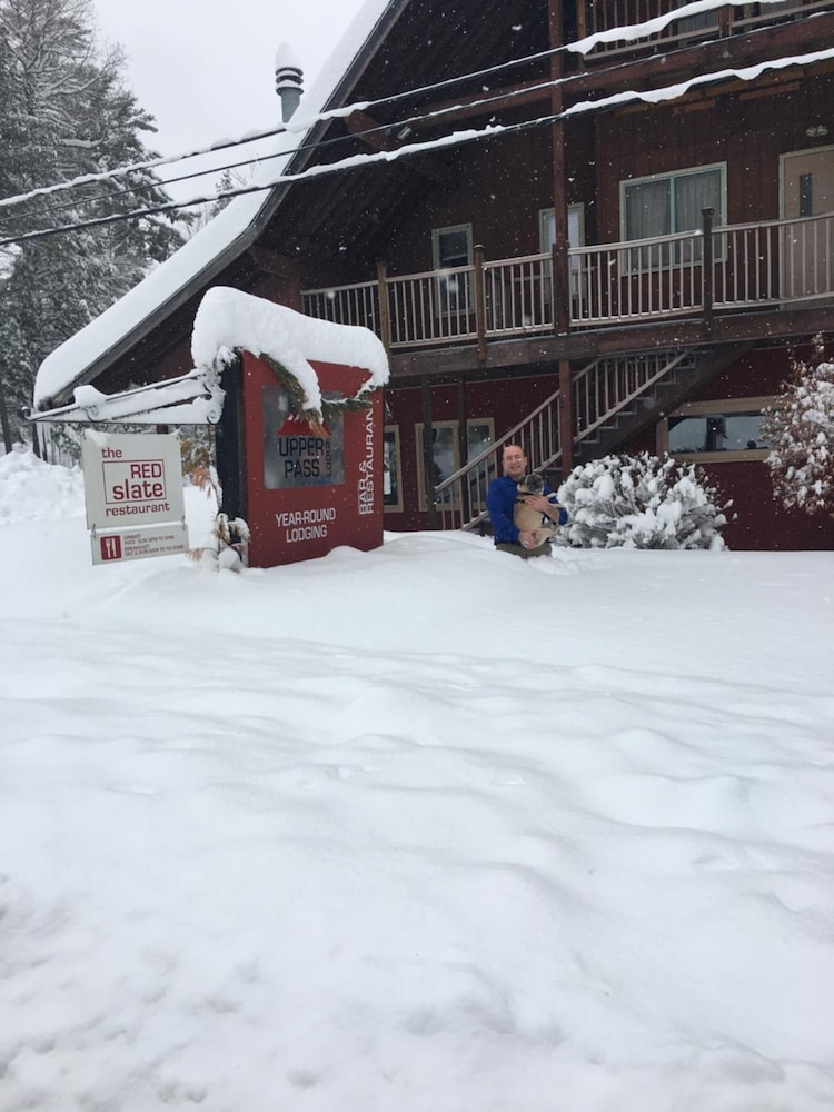The Upper Pass Lodge at Magic Mountain - photo 29